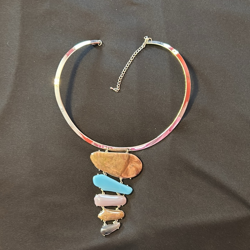 Silver choker with decorative stones - Picture 4 of 4